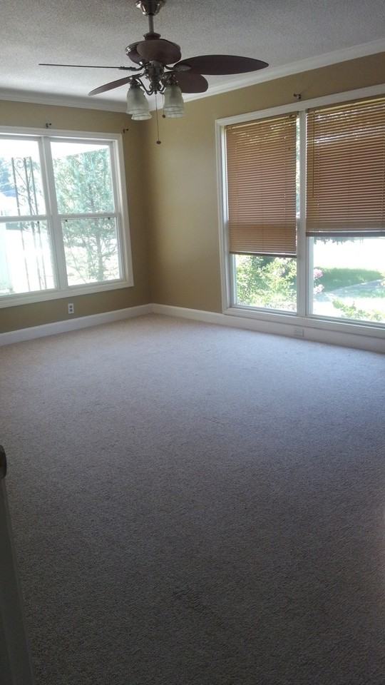 1309 Woodrow Ave - Photo 7 of 9