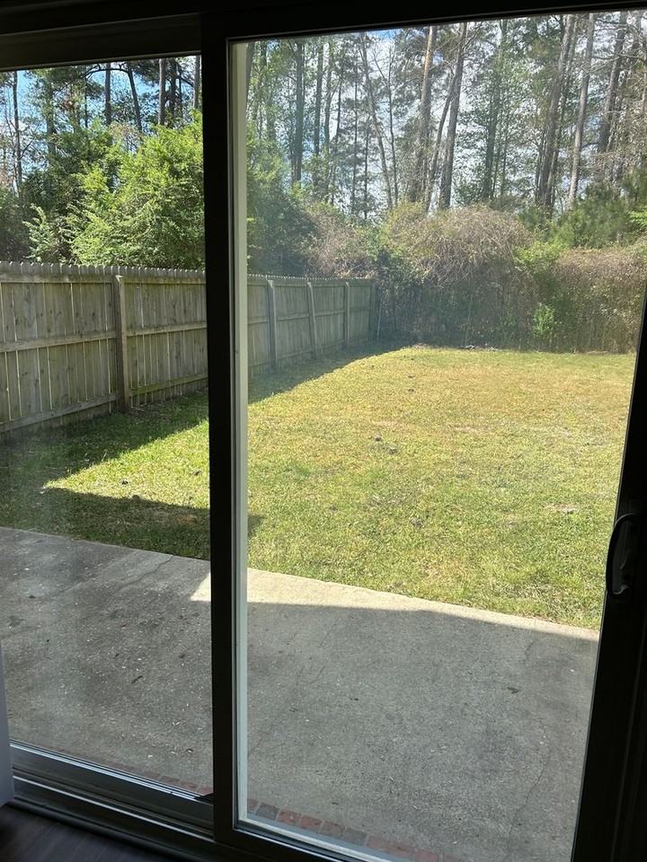 2111 Rolling Ridge Dr - Photo 2 of 11