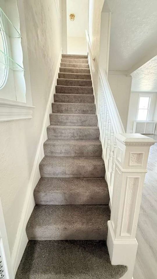 403 Spencer Ave - Photo 3 of 22