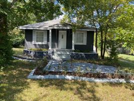 featured image of 703 Brown St