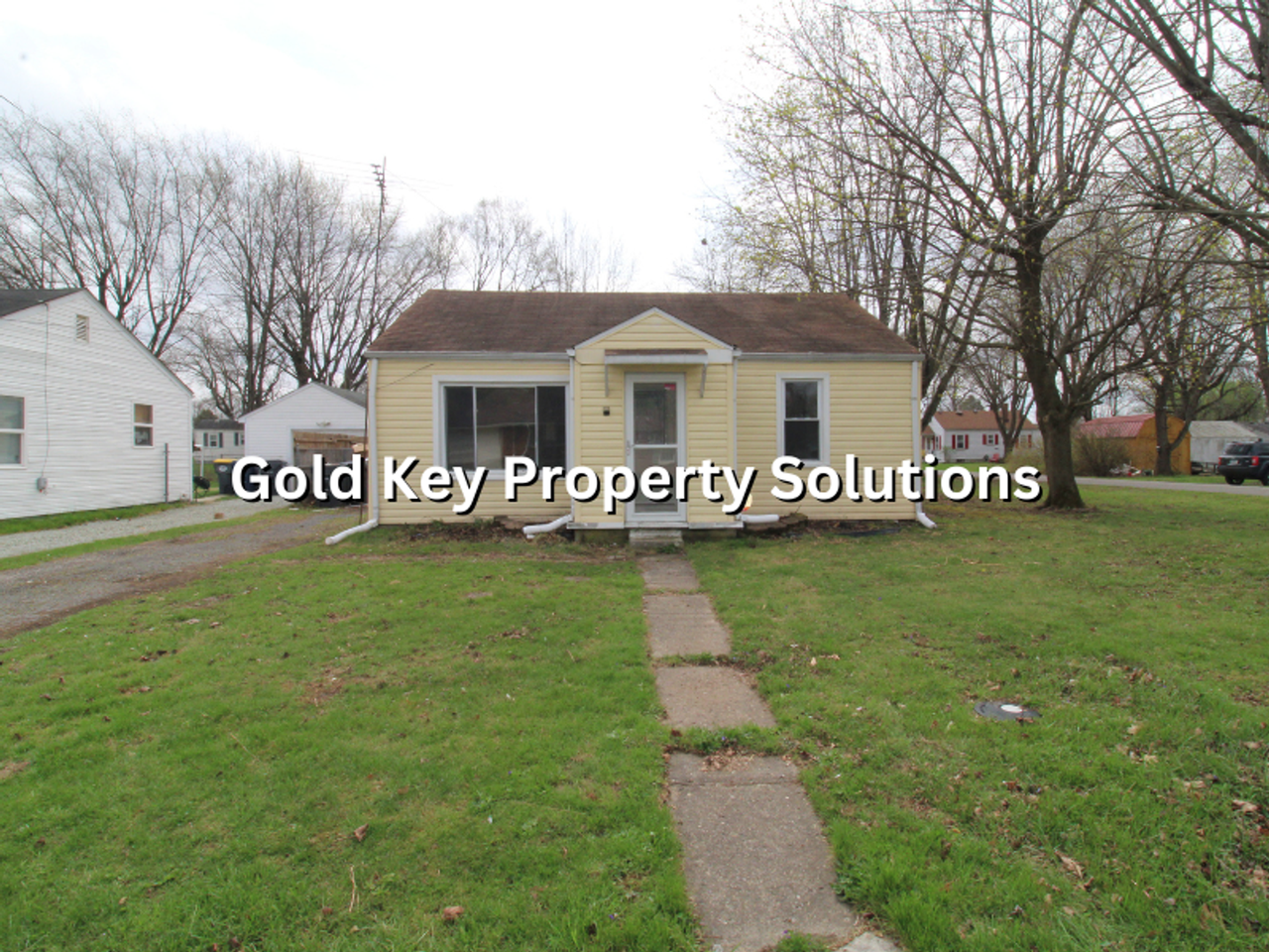 2403 E 5th St - Photo 2 of 21