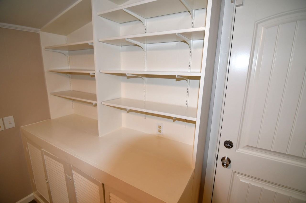 3454 Harrison St - Photo 7 of 25