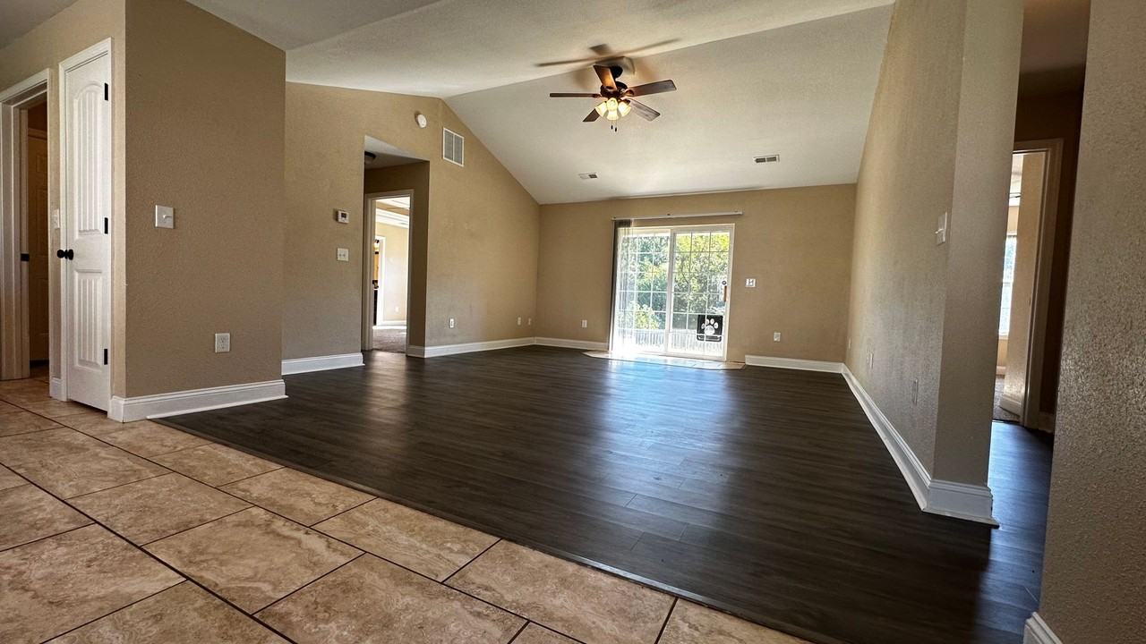 103 Creek View Dr - Photo 5 of 44