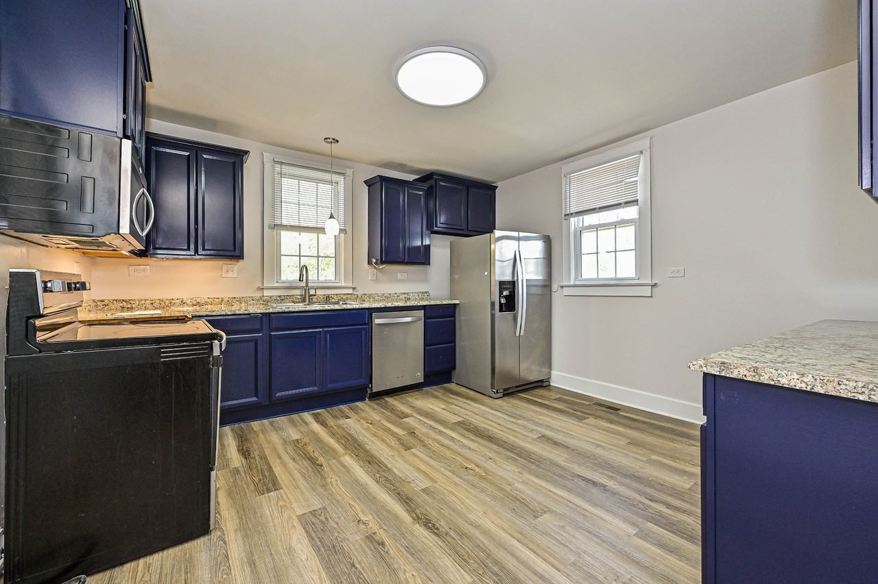 1208 S Salisbury Ave #1 - Photo 7 of 21