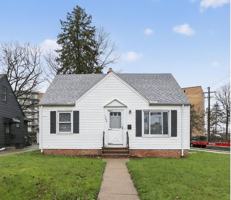 featured image of 1568 Parker Dr