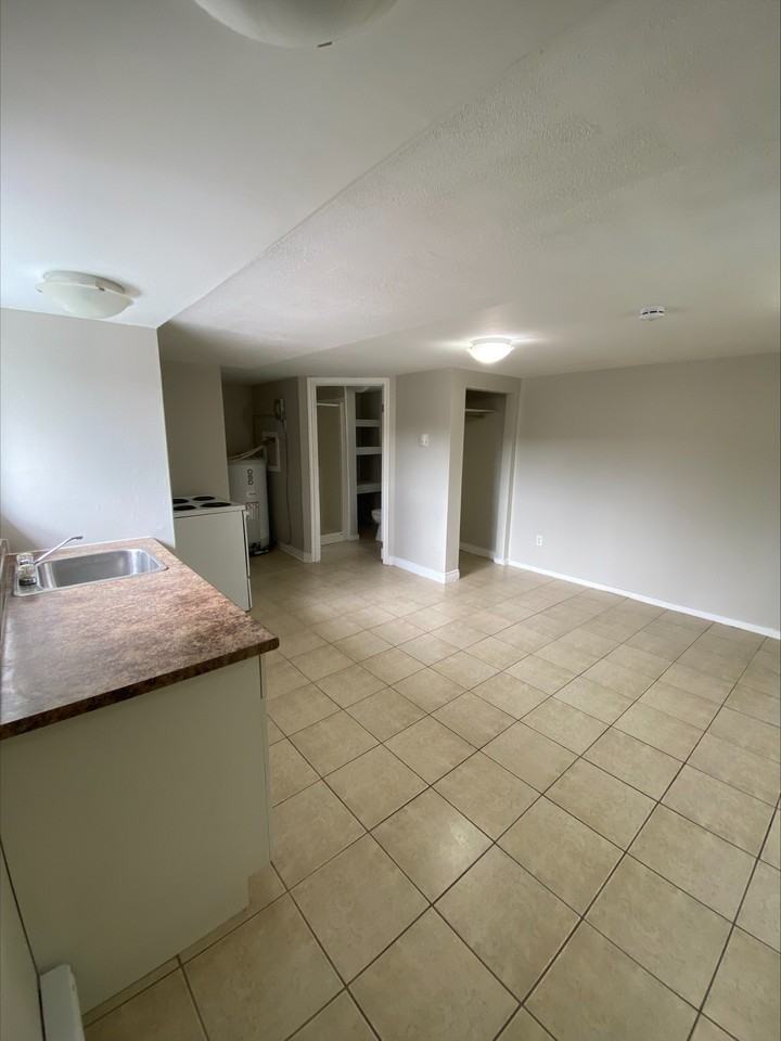 30 Cedar St #6 - Photo 3 of 6