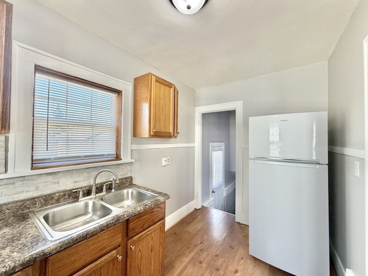 1212 Center Ave #1 - Photo 5 of 23