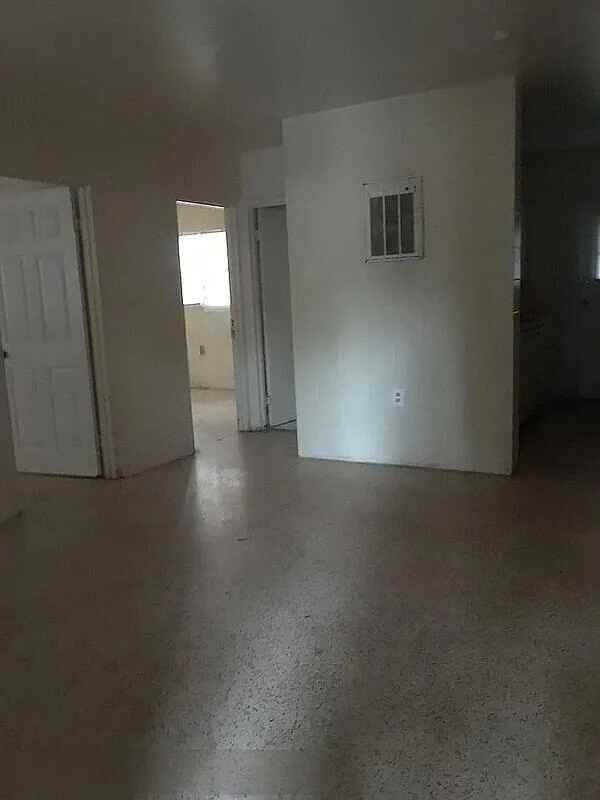 822 S Parramore Ave #C - Photo 3 of 5