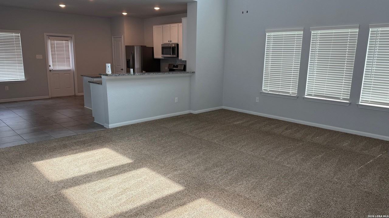 9243 Grand Western - Photo 4 of 19