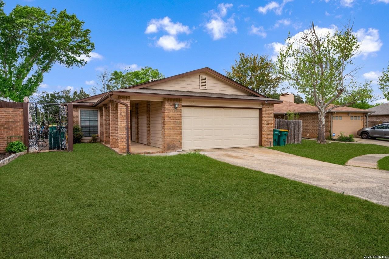 117 Deerglen Ave - Photo 3 of 26