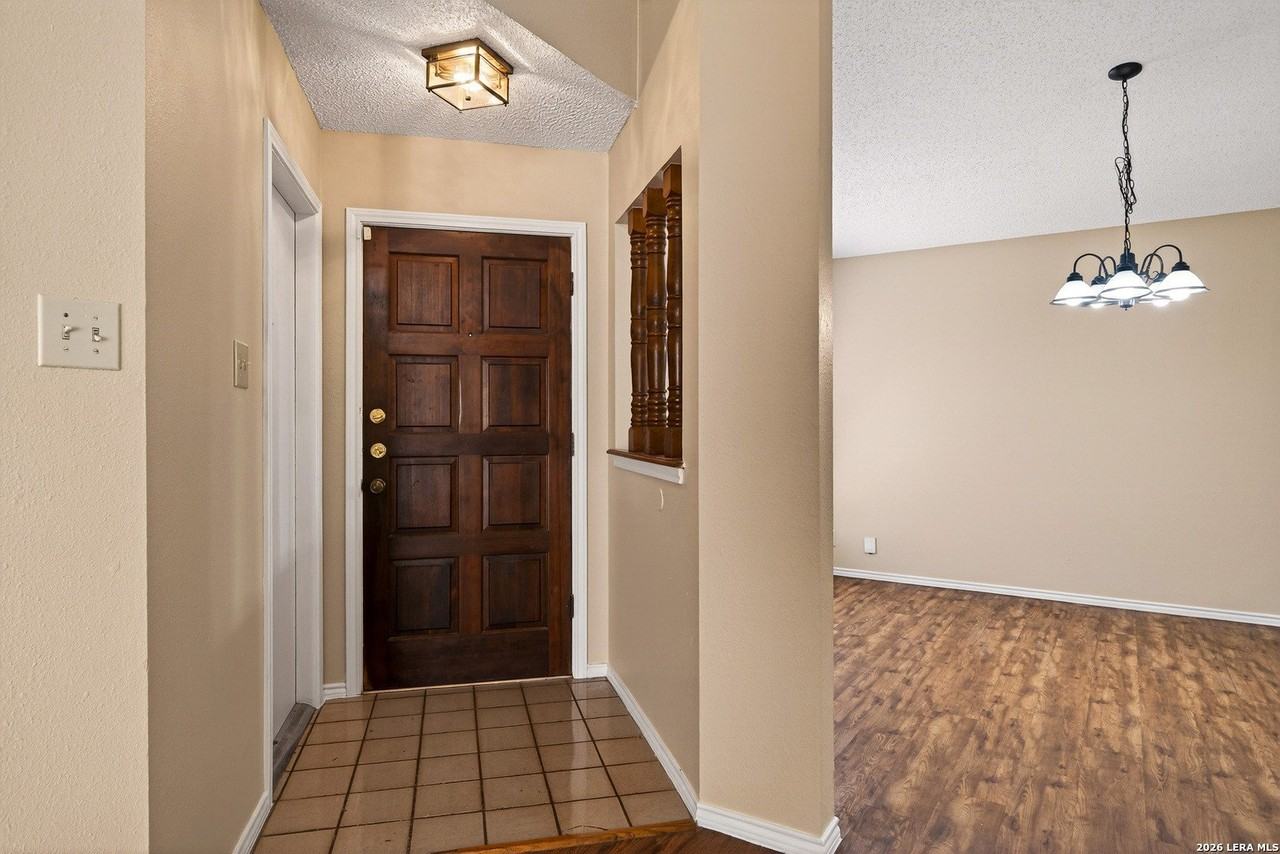 117 Deerglen Ave - Photo 5 of 26