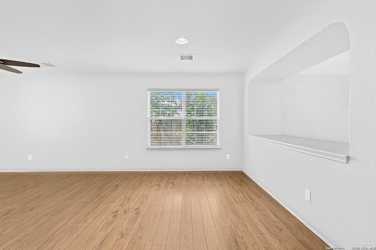 7527 Escada Crst - Photo 5 of 16