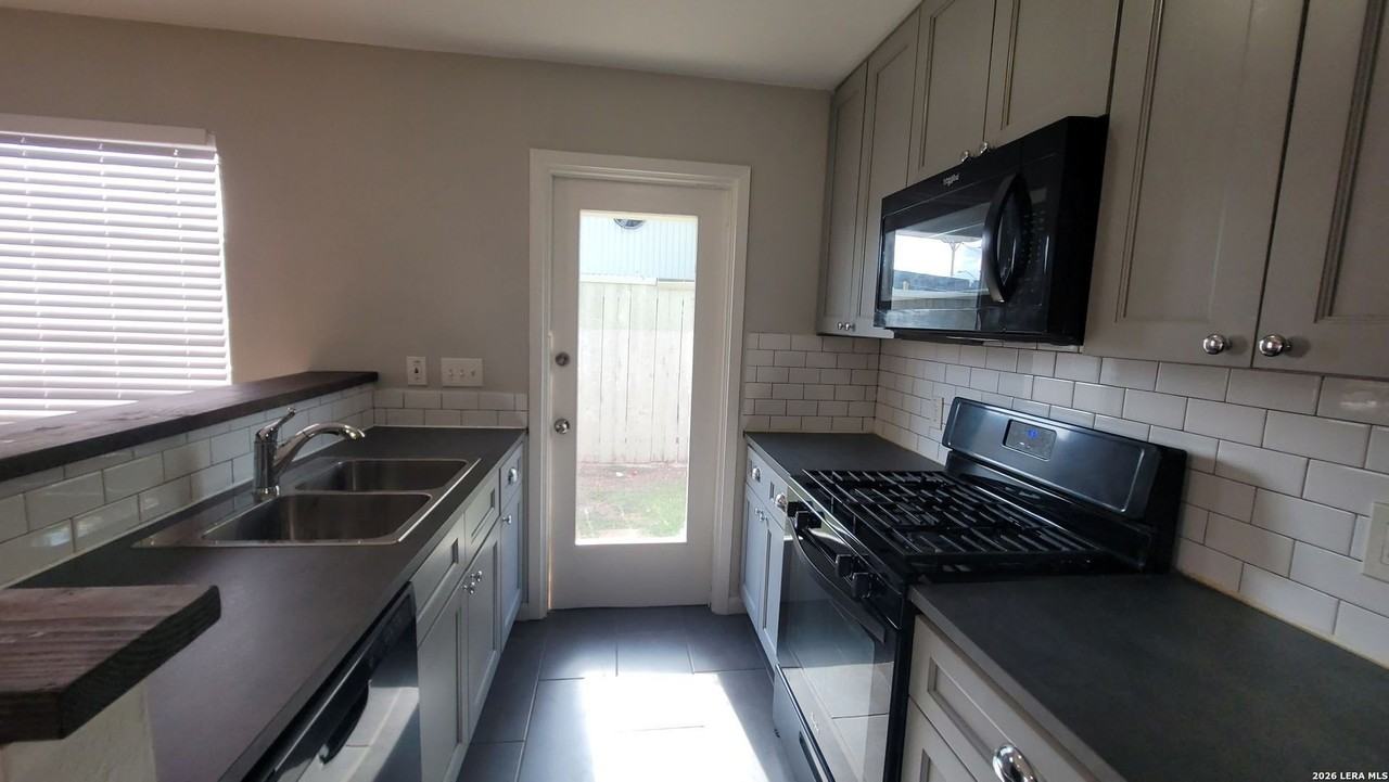 114 San Angelo - Photo 4 of 14