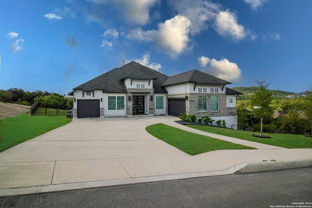 10506 Purple Hackett - Photo 2 of 42