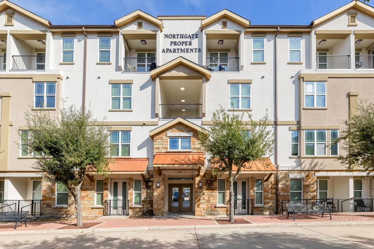 424 Tauber St - Photo 3 of 50