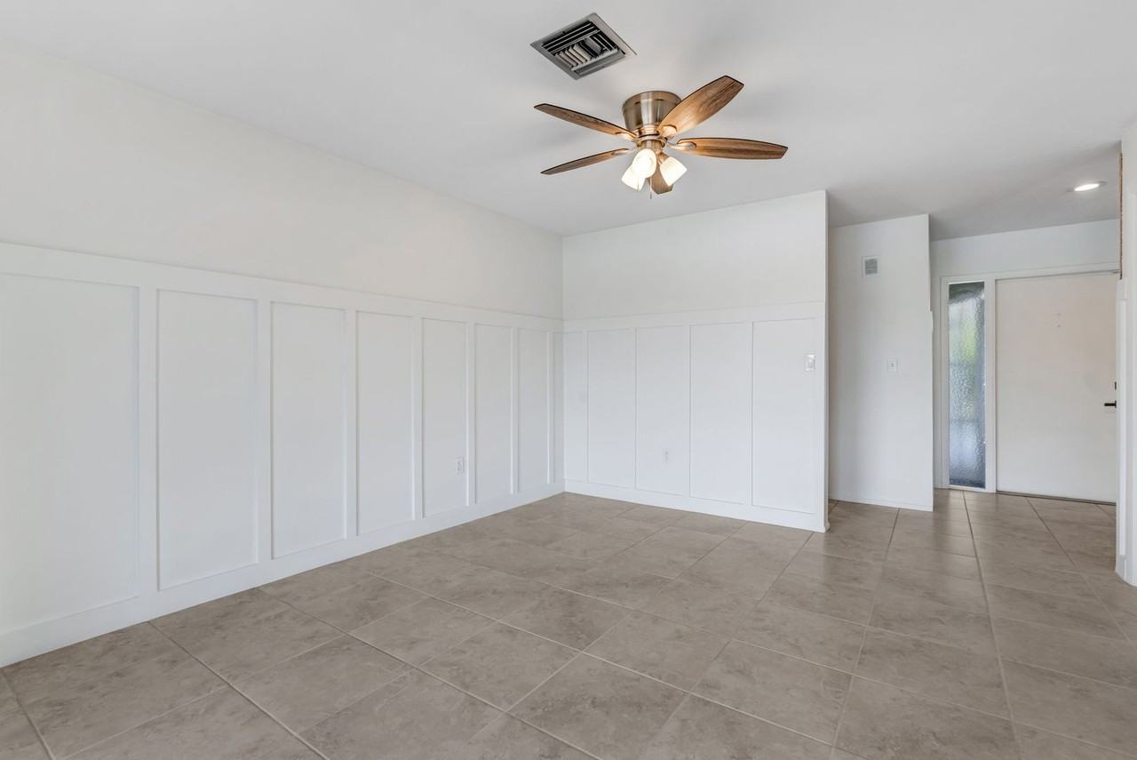 4469 Beechwood Lake Dr - Photo 3 of 48