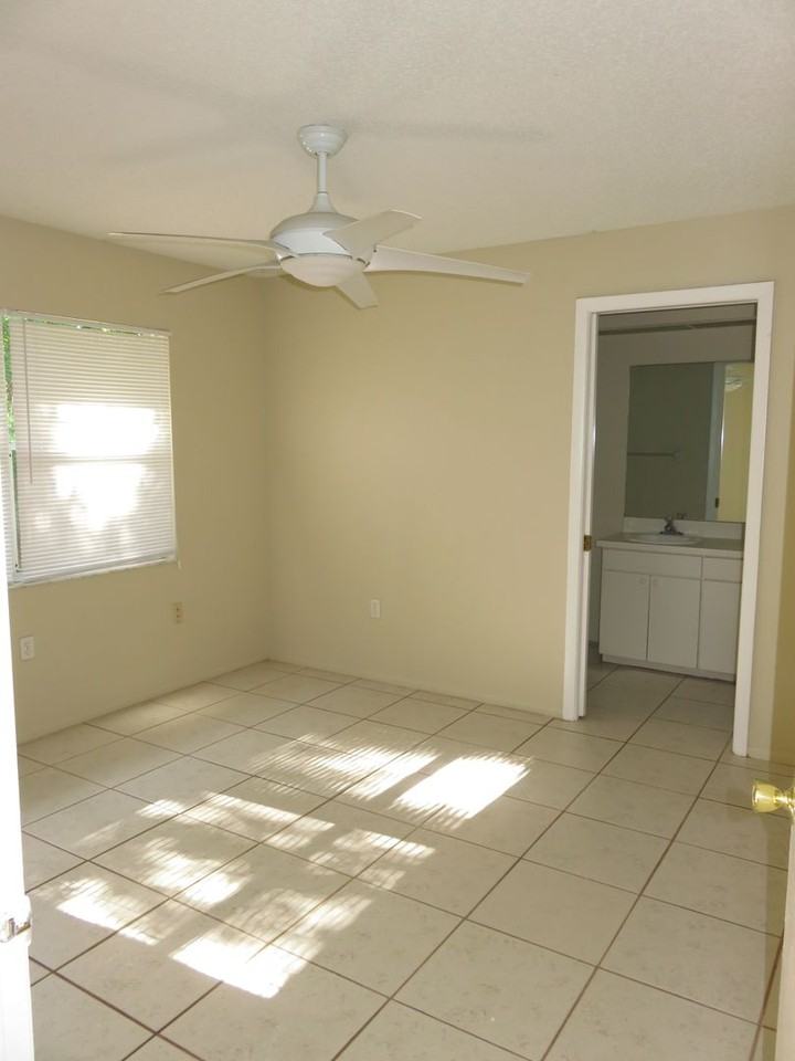 2153 Mcintosh Rd - Photo 6 of 14