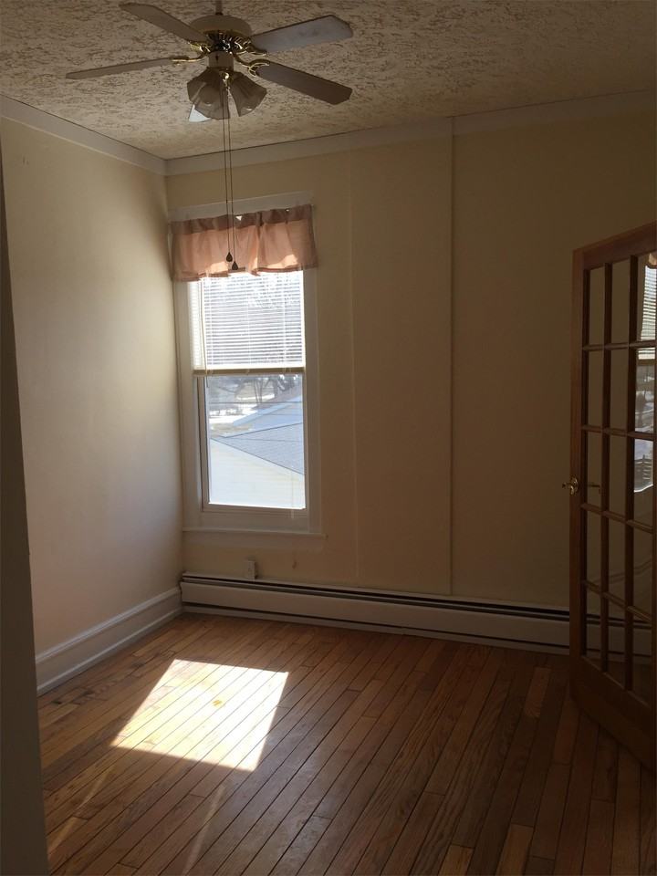 513 S Main St #513 - Photo 6 of 9