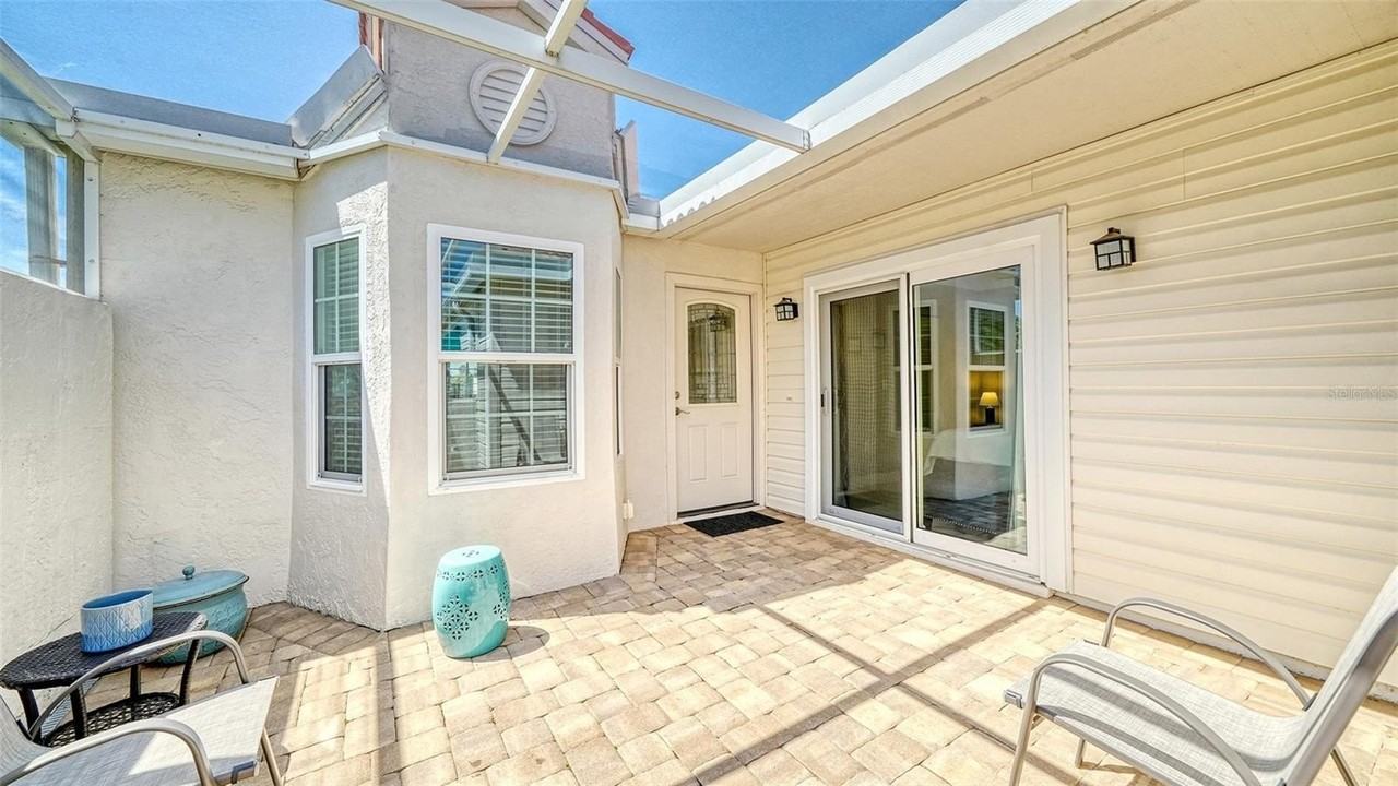 7510 Preserves Ct - Photo 4 of 50