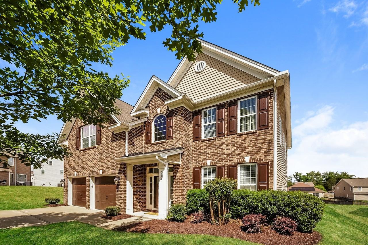 5830 Mitchell Grant Way - Photo 2 of 15