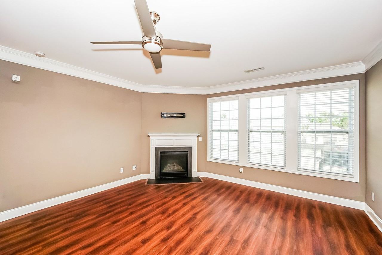 5830 Mitchell Grant Way - Photo 3 of 15