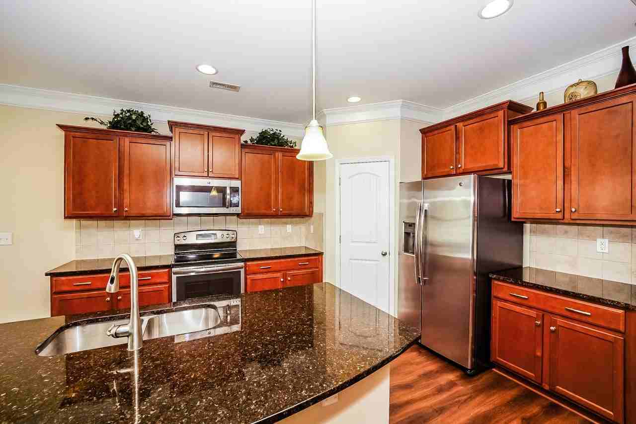 5830 Mitchell Grant Way - Photo 7 of 15