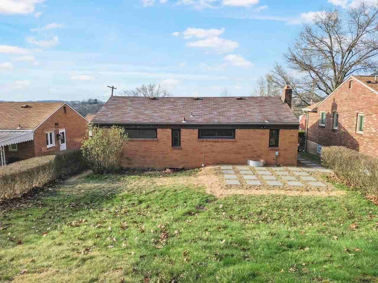 1227 Raven Dr - Photo 3 of 29