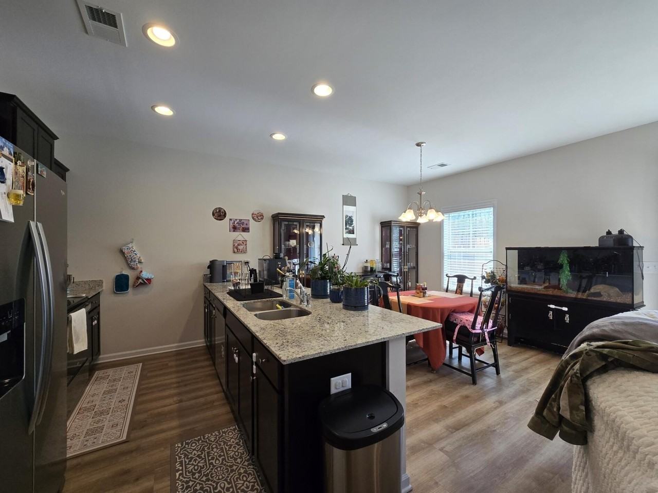 1922 Flagpole Dr - Photo 3 of 26