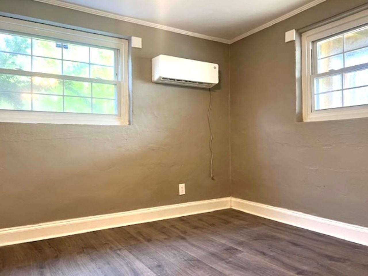 112 Circle Hill Dr - Photo 4 of 10