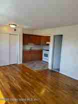 106 Llewellyn Pl Apt 7a - Photo 1 of 1