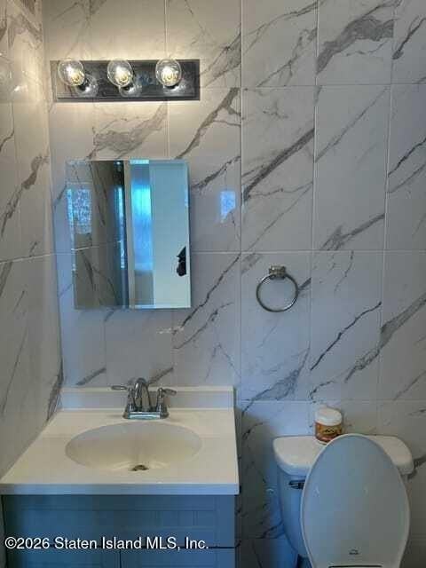 106 Llewellyn Pl Apt 7a - Photo 4 of 6