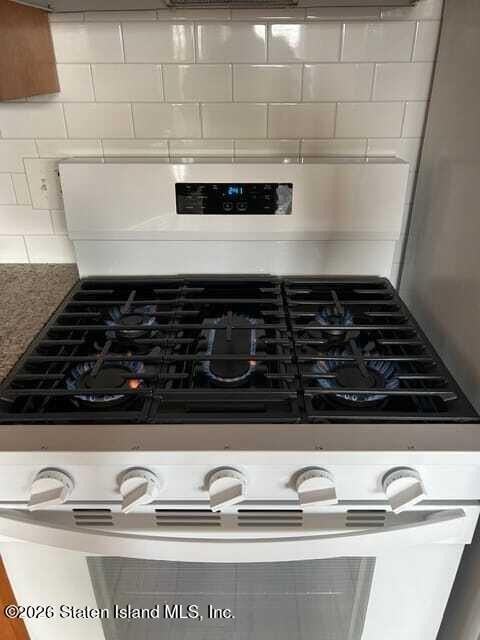 106 Llewellyn Pl Apt 7a - Photo 5 of 6