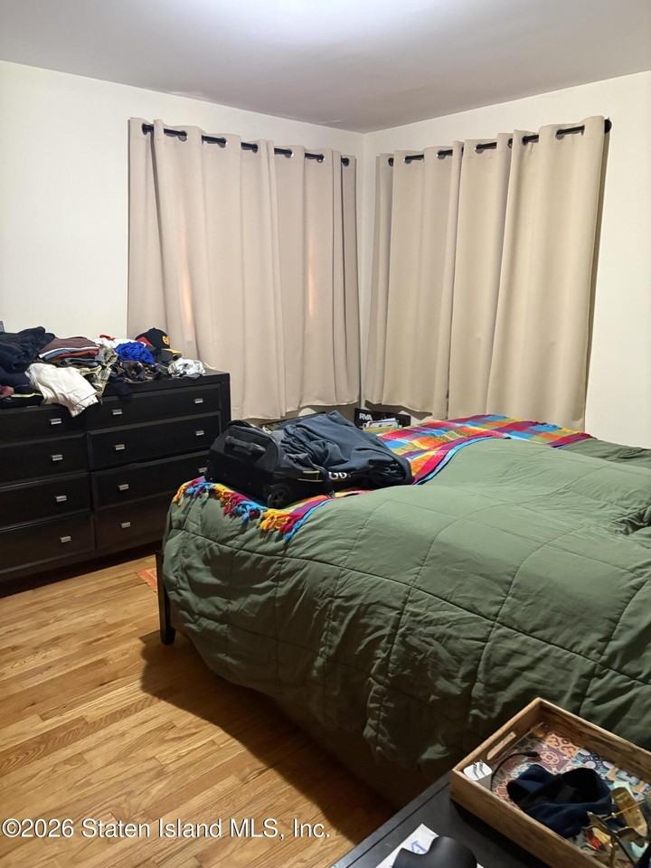 146 Robinson Ave - Photo 7 of 23