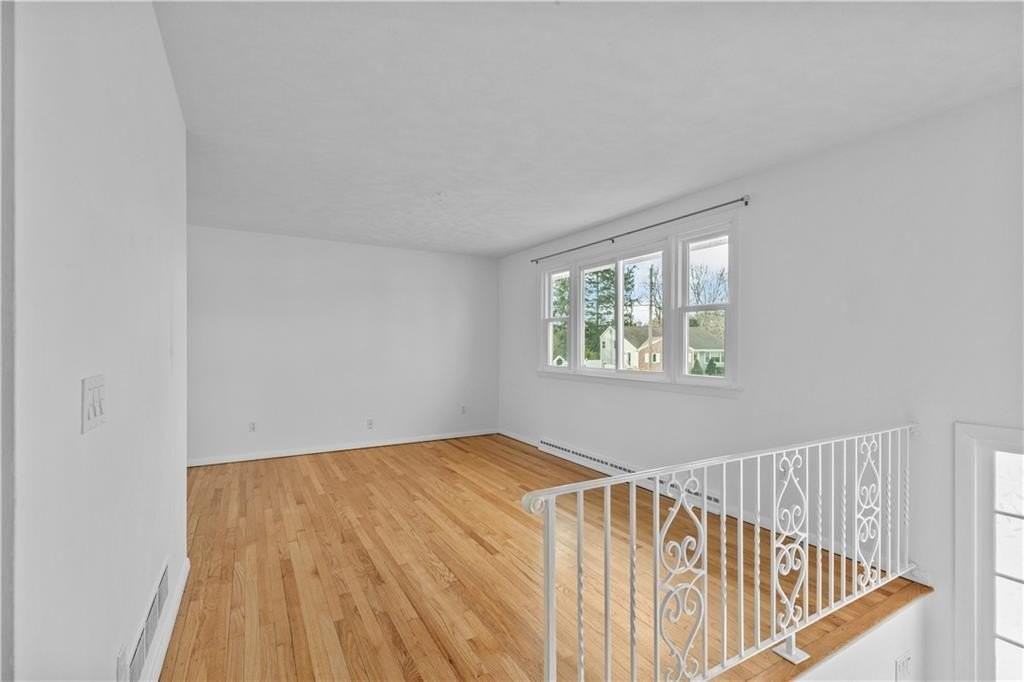 4 Weetamoe Rd - Photo 4 of 30