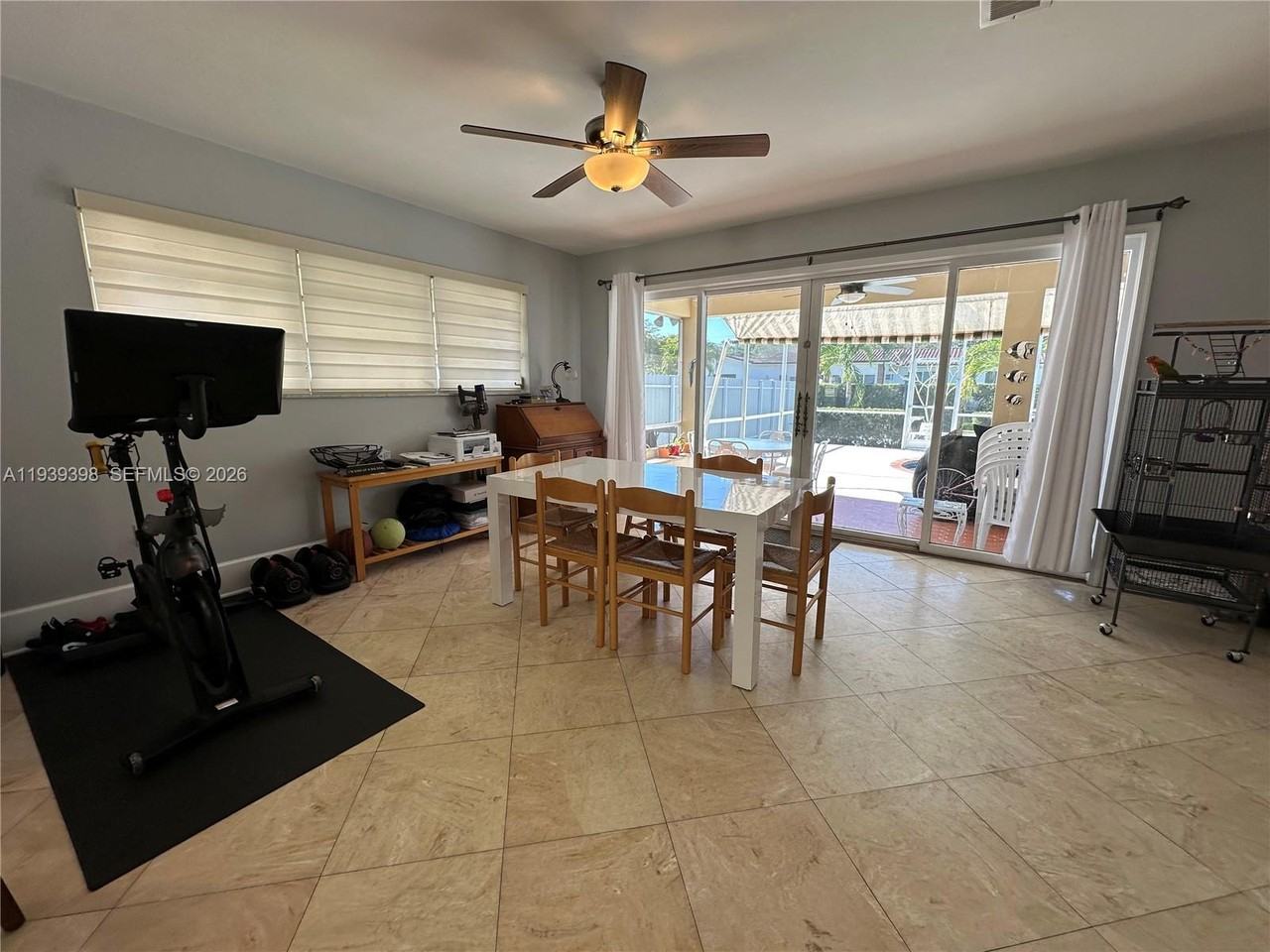 120 Pocatella Street - Photo 3 of 9