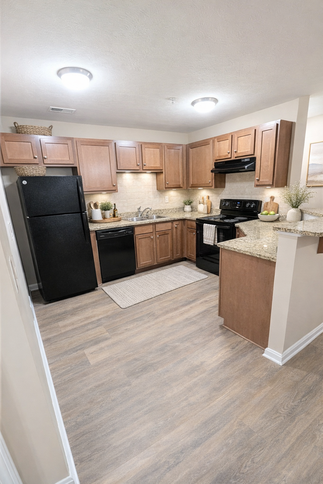 11300 Breeze Cir #11300-101 - Photo 7 of 24