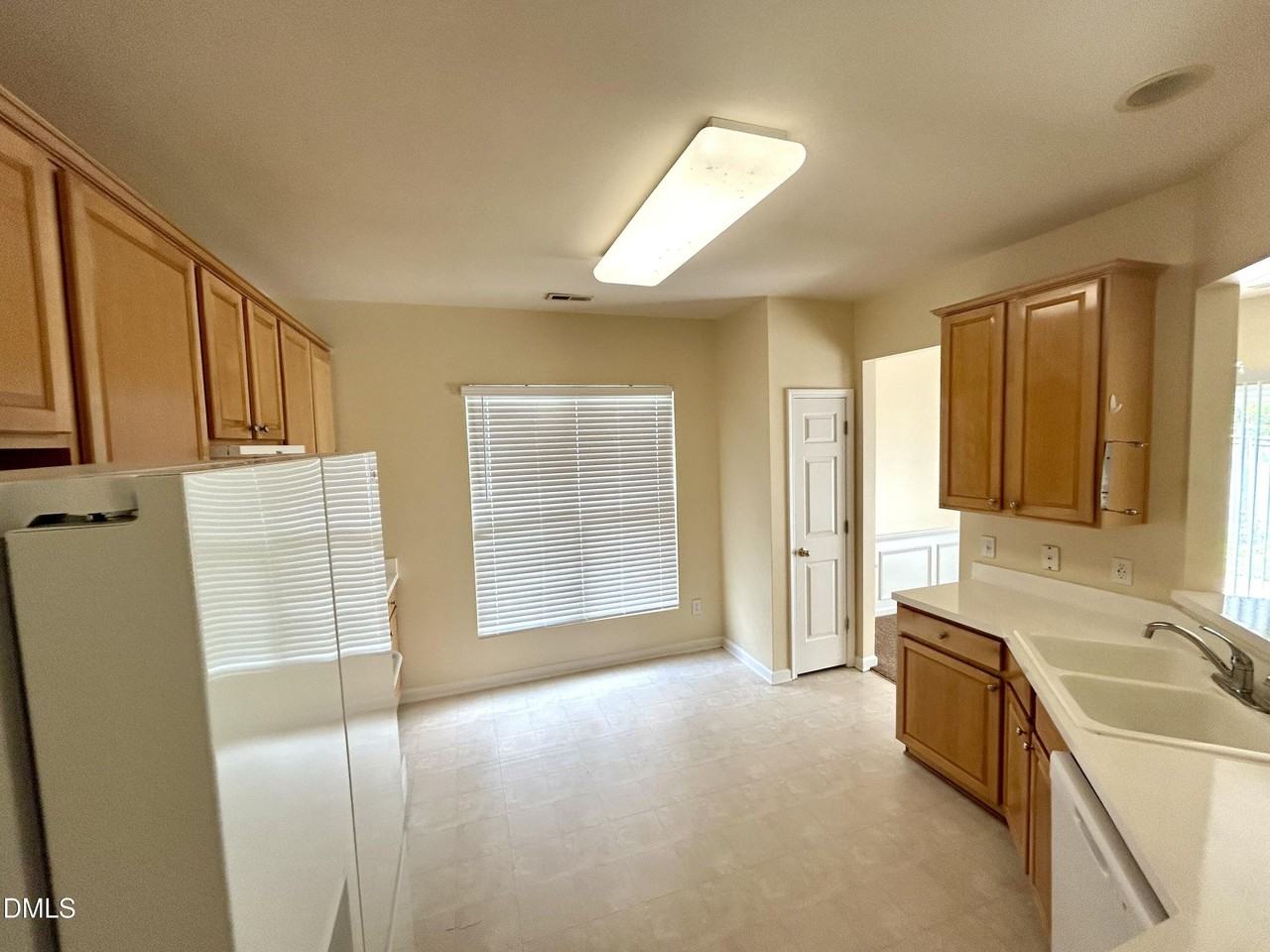 105 Tortoise Ln - Photo 2 of 12