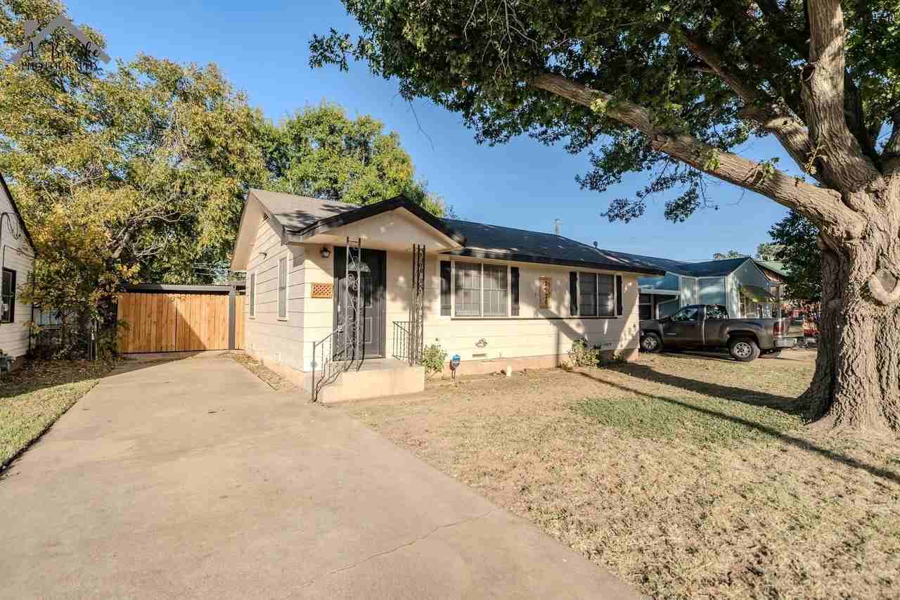 2920 Featherston Ave - Photo 2 of 21