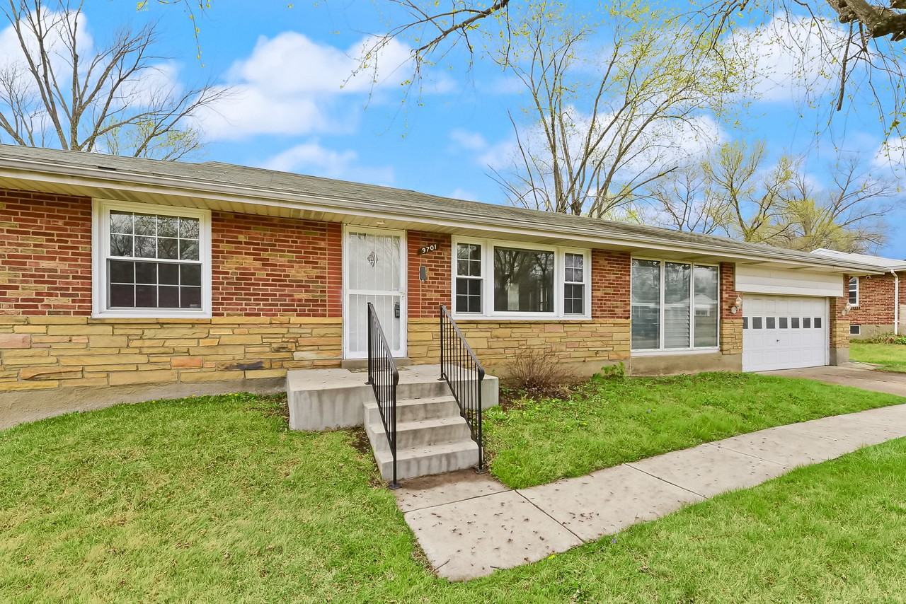 9701 Colony Dr #1 - Photo 2 of 20