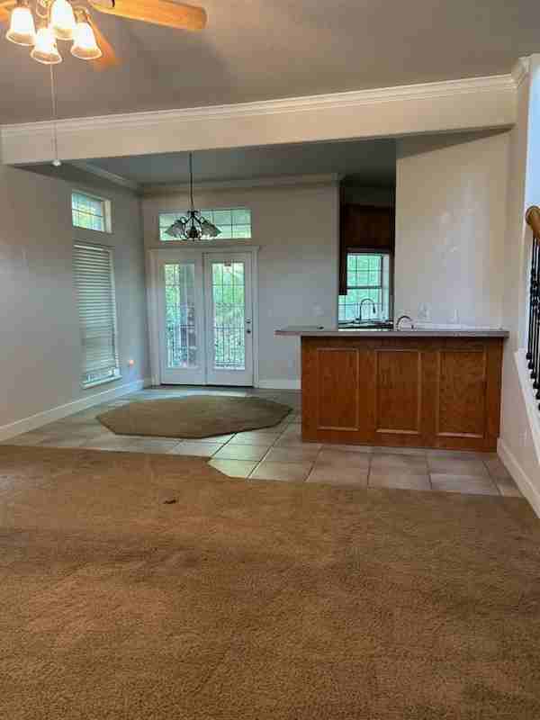 6 Sunset Ltd St #1 - Photo 4 of 22