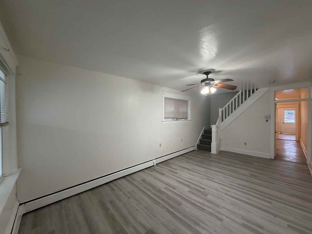 130 Harvey Ave #1 - Photo 3 of 26