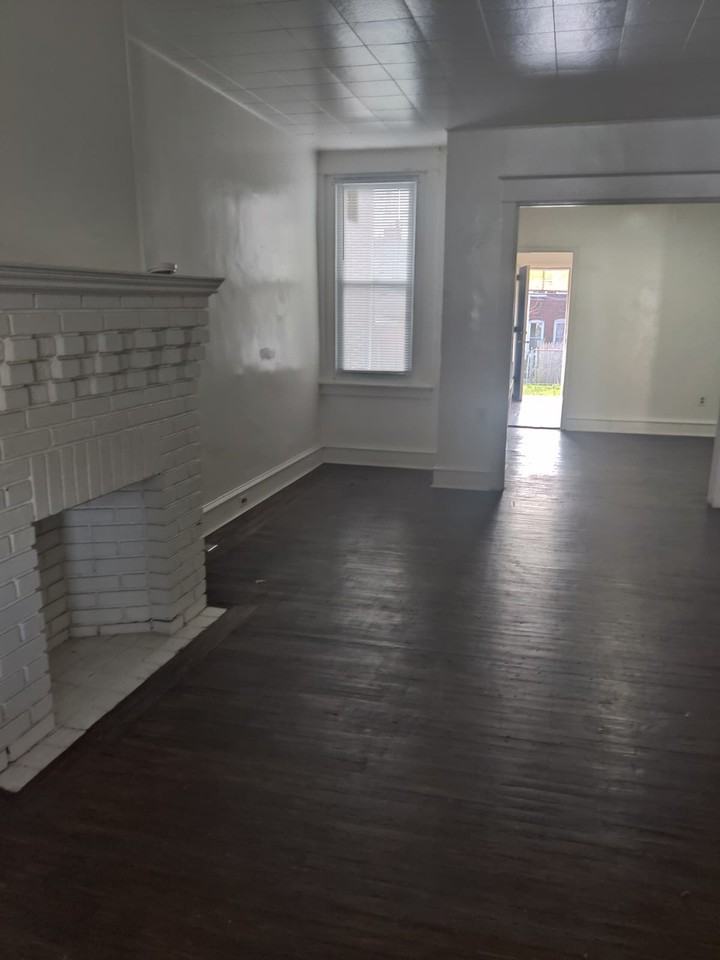 6139 Walker St #1 - Photo 3 of 17