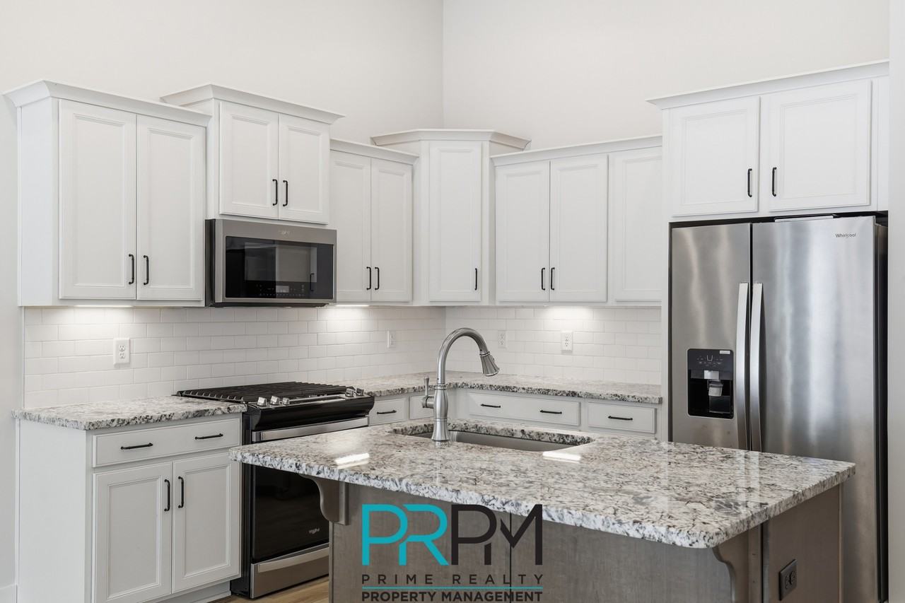 6 Thornfield Dr #1 - Photo 6 of 25