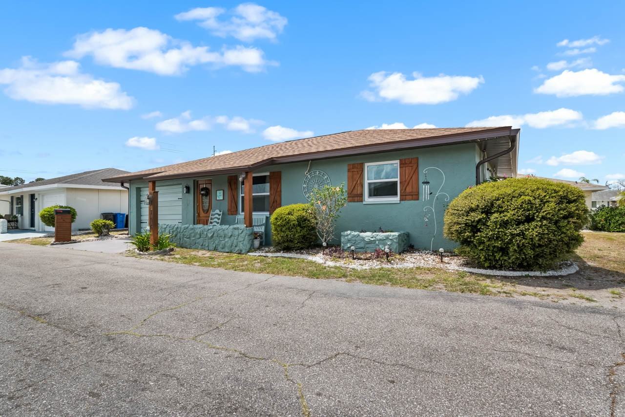 706 W Brockton Pl - Photo 5 of 29