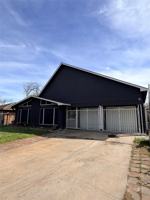 featured image of 618 Sulphur St