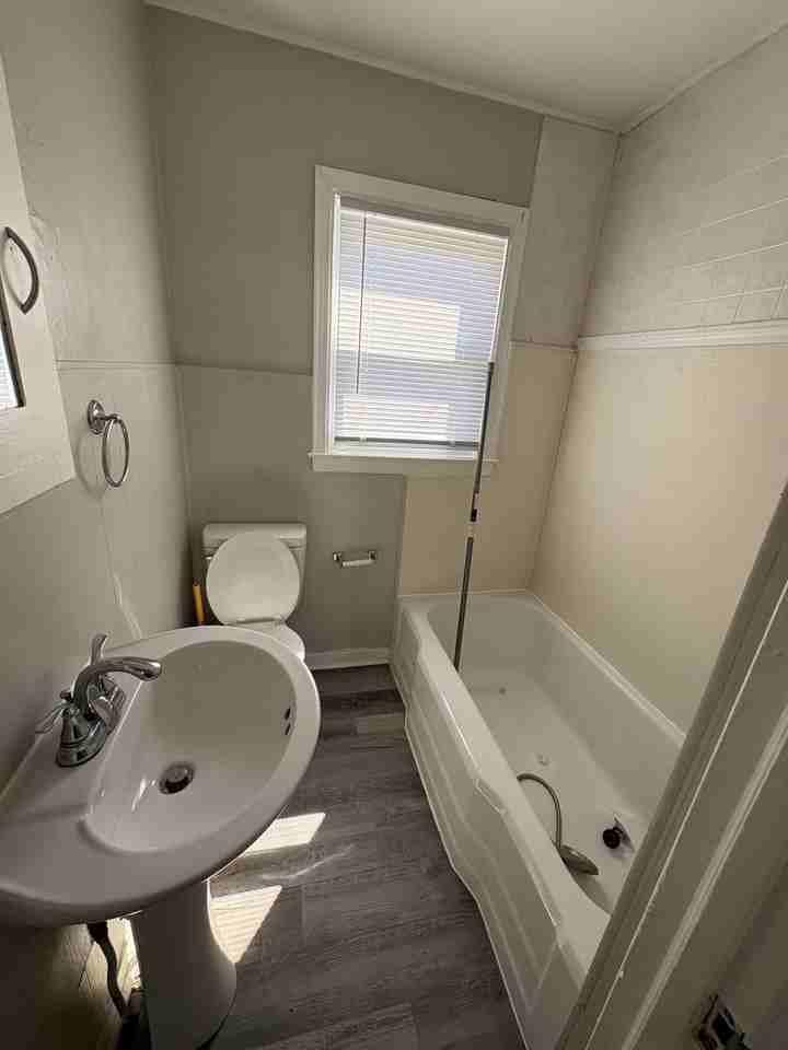 309 Treasure Street - Photo 2 of 8