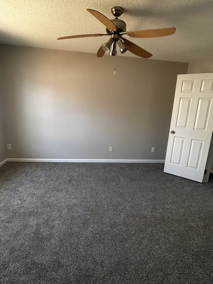 2235 Turtle Point Dr #2235 - Photo 5 of 7