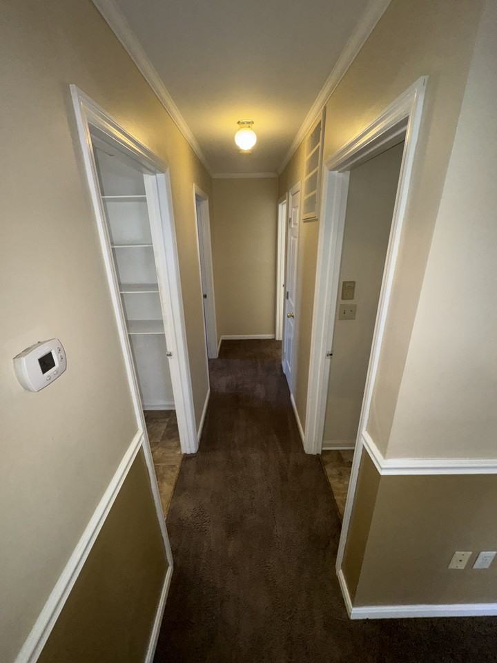 700 Thomas LaneUnit A #A - Photo 5 of 9