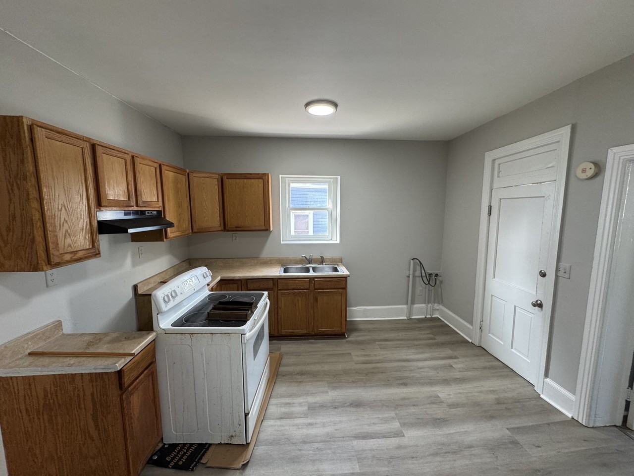 226 N Raleigh St - Photo 5 of 15