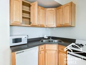 N Broadway St #3E - Photo 1 of 1